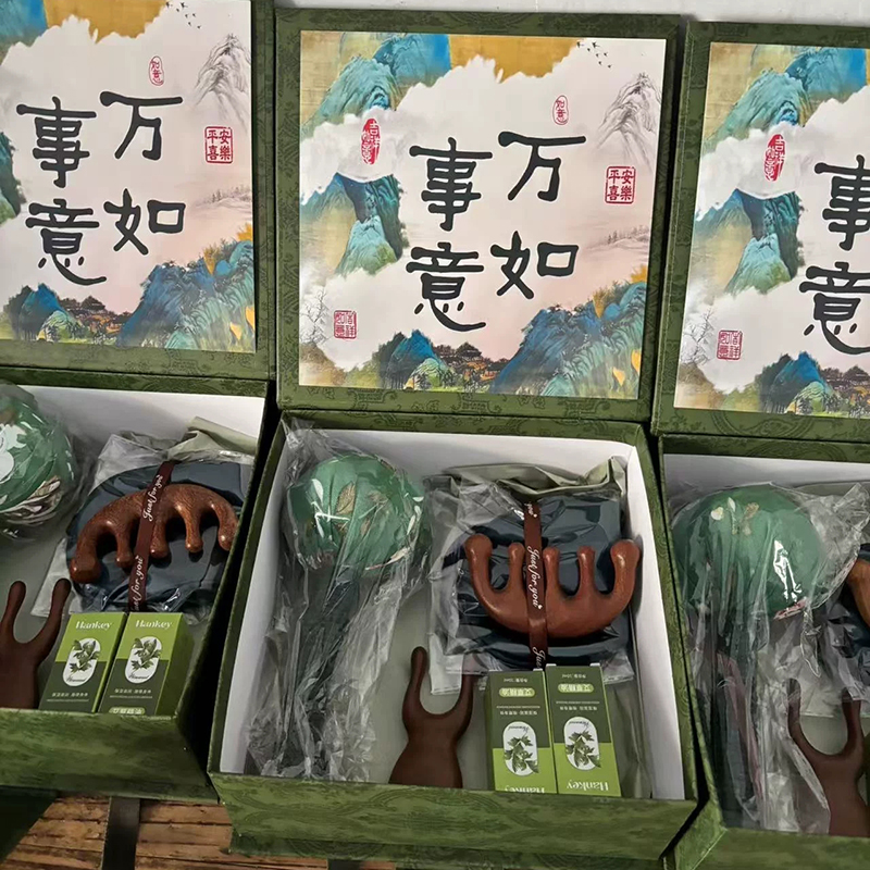 【保销】小仓熊 按摩套装 宽齿头皮经络梳艾草锤眼罩艾草精油檀木小青蛙组合